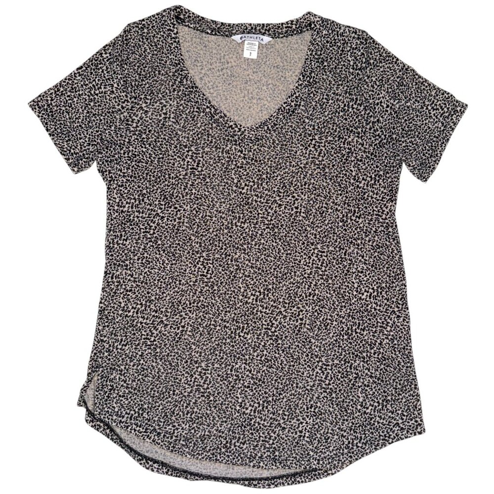 Gently‎ Used Athleta Breezy Scoop V-neck Short Sleeve T Shirt in Micro Cheetah S